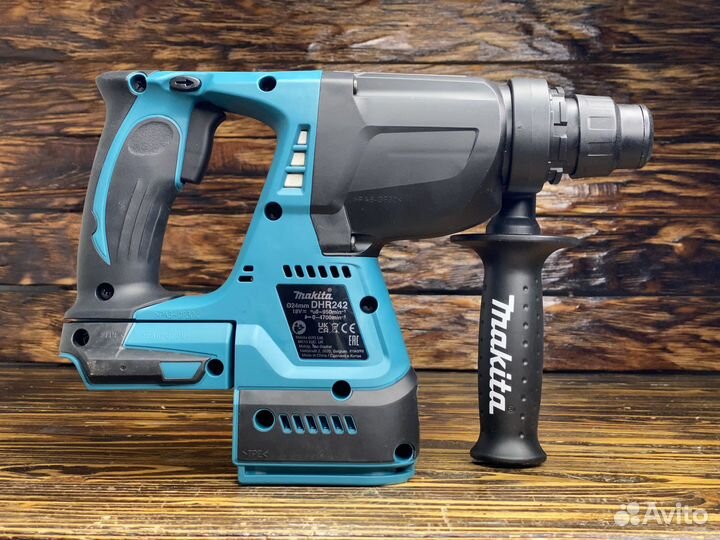 Перфоратор Makita DHR242, только тушка