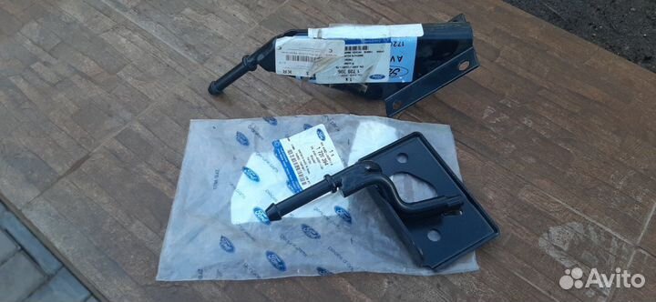 Кронштейны глушителя Форд Фокус 3 2011- оригинал