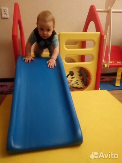 Детская горка пластиковая