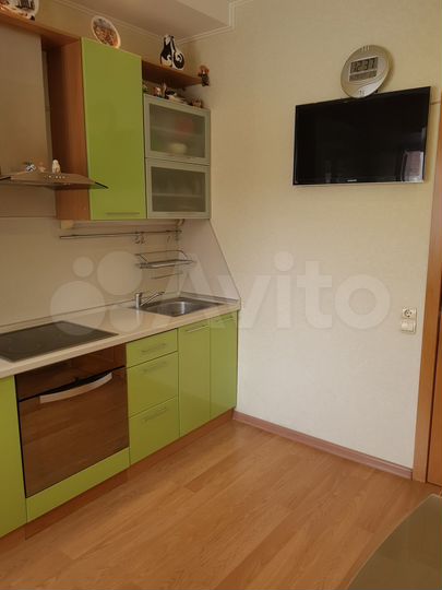 2-к. квартира, 57,7 м², 2/5 эт.