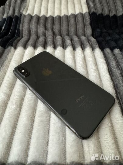 iPhone X, 64 ГБ