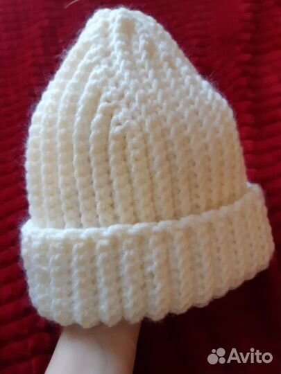 Шапка женская вязаная ручная работа