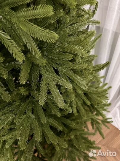 Елка искусственная