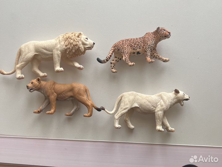 Фигурки schleich