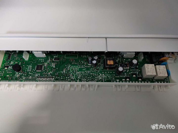 Модуль 11002164 на холодильник Kl86NAD30R Siemens