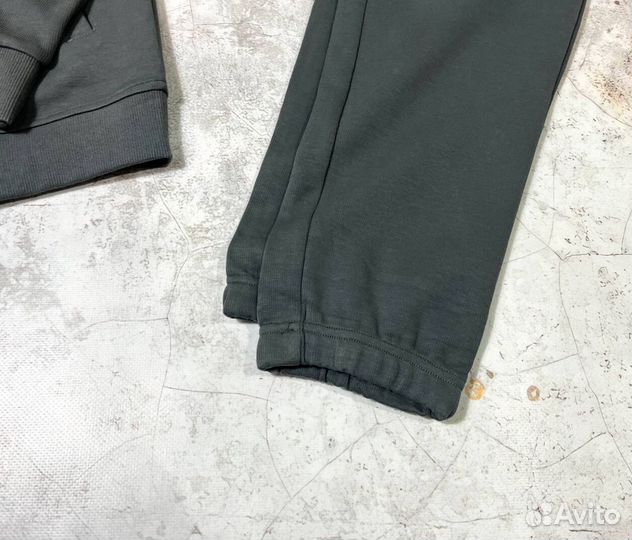 Спортивные костюмы Balenciaga