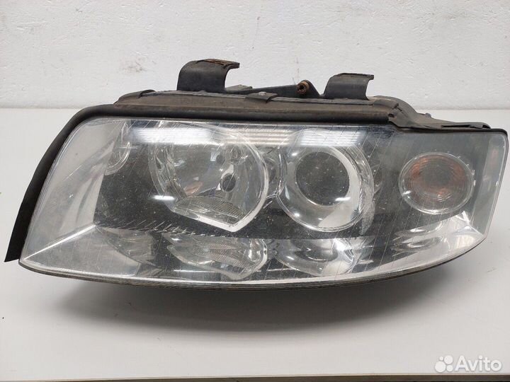 Фара (передняя) Audi A4 (B6), 2004