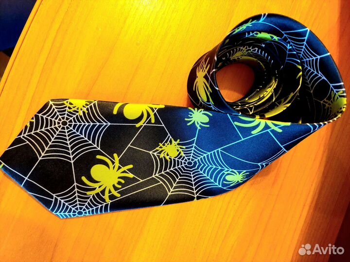 Галстук стиляги с пауками