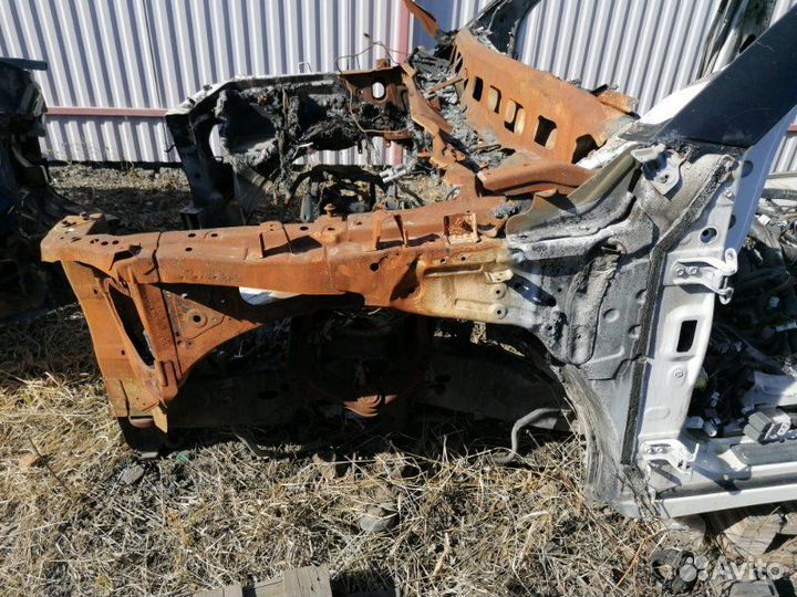 Лонжерон левый Nissan Patrol Y62 5.6 VK56VD 2013