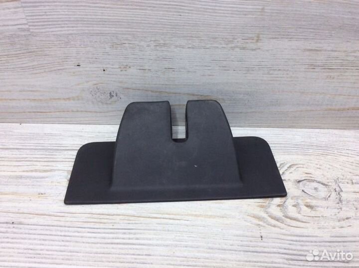 Кожух замка багажника Volvo Xc70 Cross Country