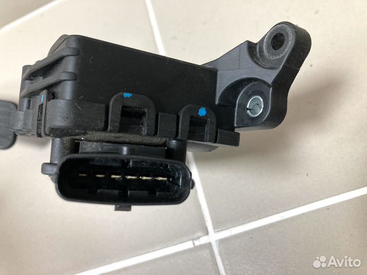 Педаль газа акселератора Ssang Yong Actyon NEW