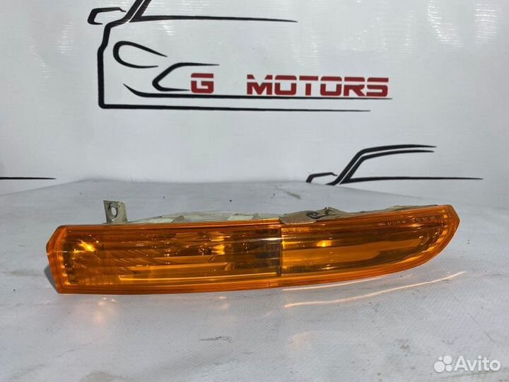 Отражатель поворота передний правый Volkswagen