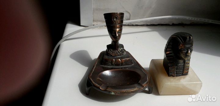 Статуэтка сфинкс