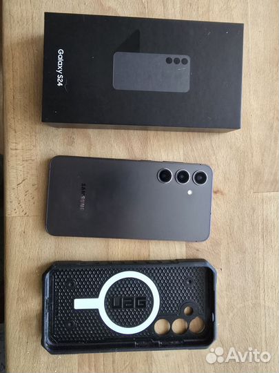 Samsung Galaxy S24, 8/128 ГБ