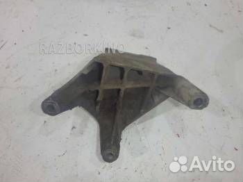 Кронштейн двигателя Опель