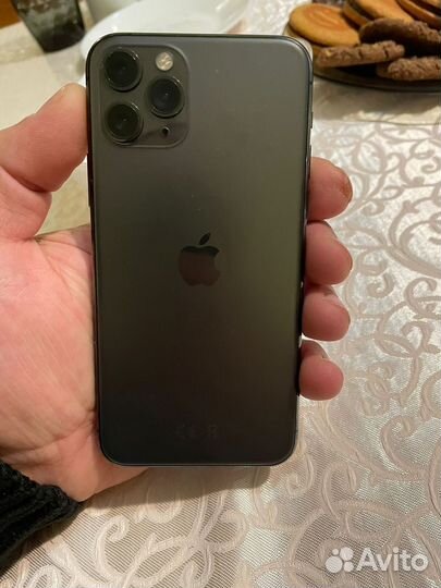 iPhone 11 Pro, 64 ГБ
