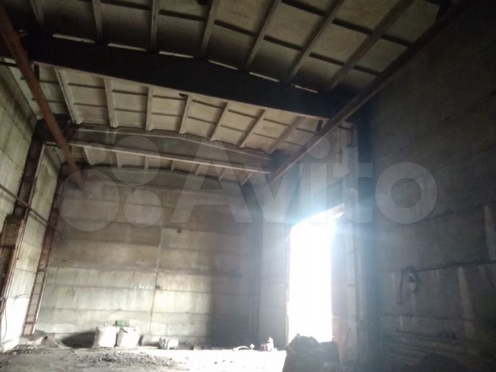 Производственное складское помещение с кран балкой