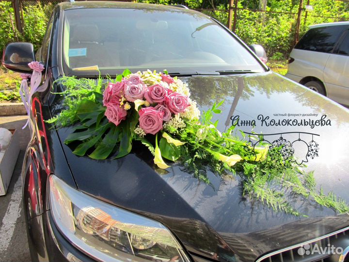 Цветочные композиции на свадебный автомобиль