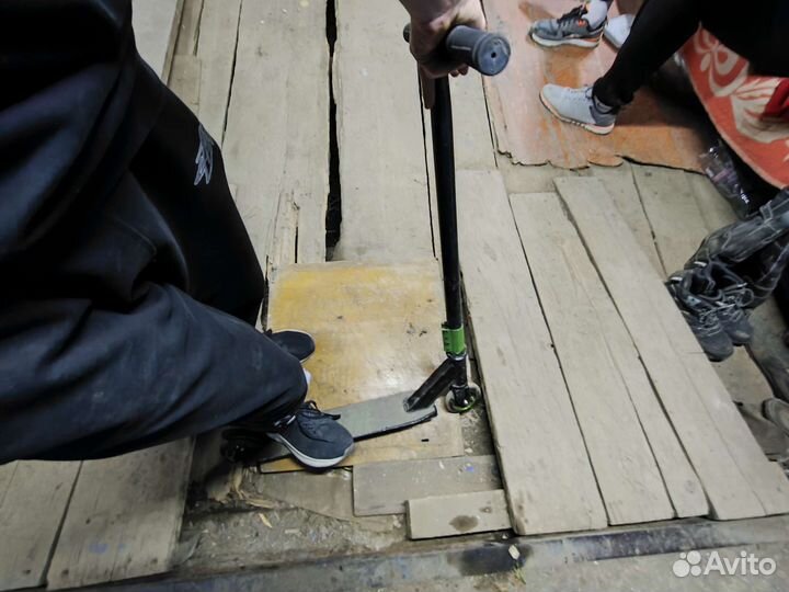 Трюковой самокат «Wave»