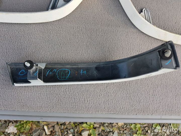 Планка фары Crown JZS171-179