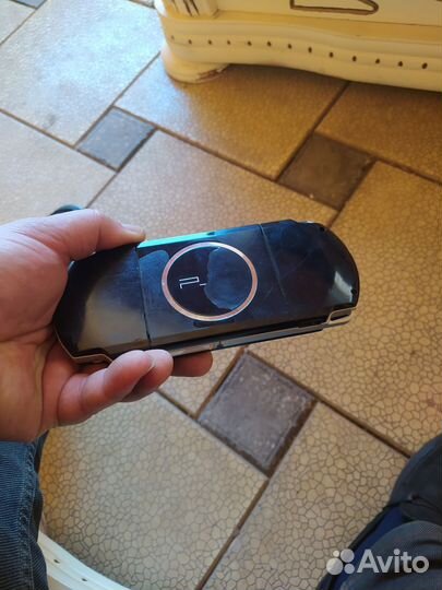 Sony PSP 3008 прошитая 64гиг 60 игр