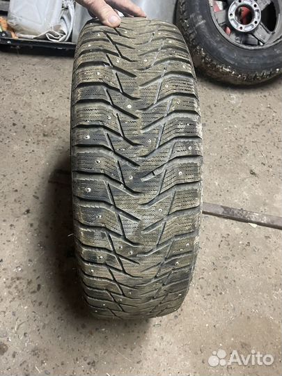 Колеса 215/65/16 зимние шипованные