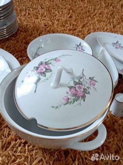 Сервиз столовый Дулевский фарфор