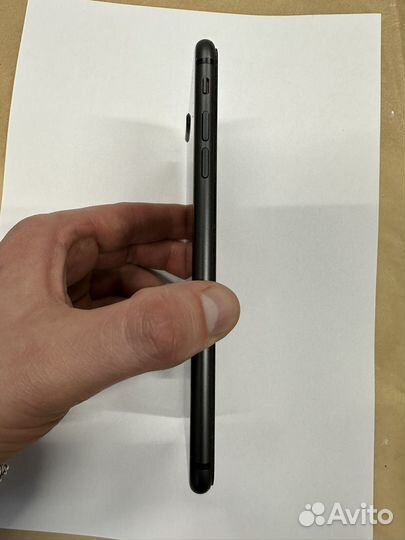 iPhone 8 Plus, 64 ГБ