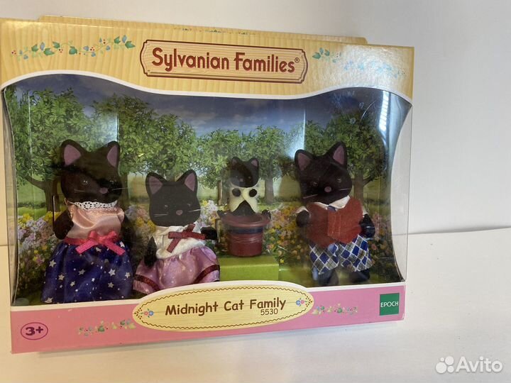 Набор Sylvanian Families Семья Черных котов 5530