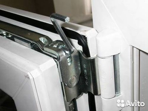 Ремонт окон и дверей пвх. Москитные сетки