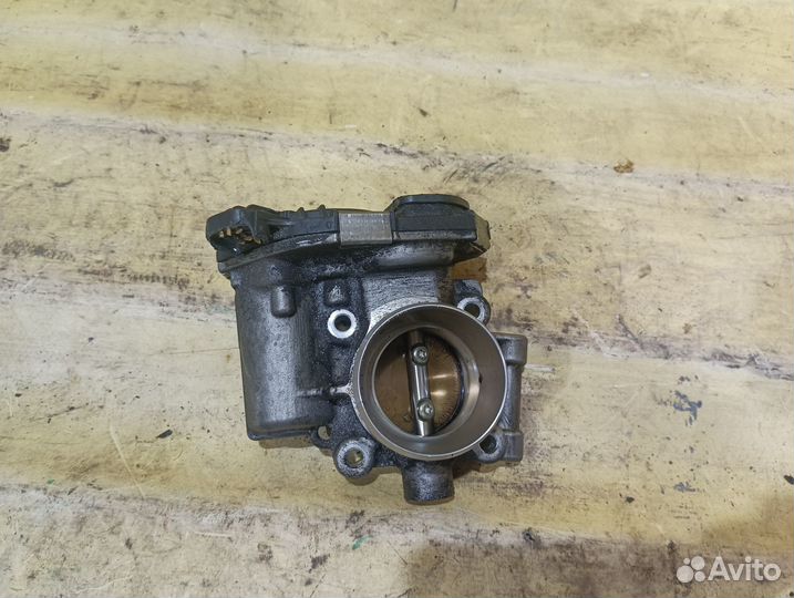 Заслонка дроссельная Opel Astra J 2010-2017