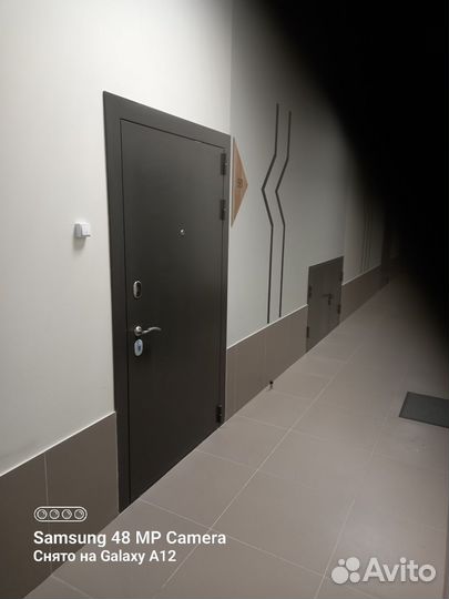 Металлический входной дверь частнвя лицо