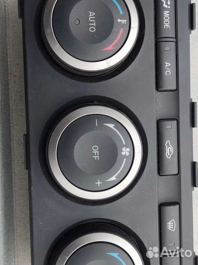 Блок управления климатом Mazda 6 GH