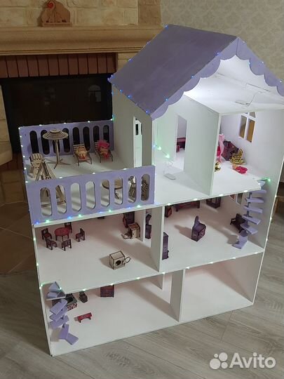 Кукольный домик