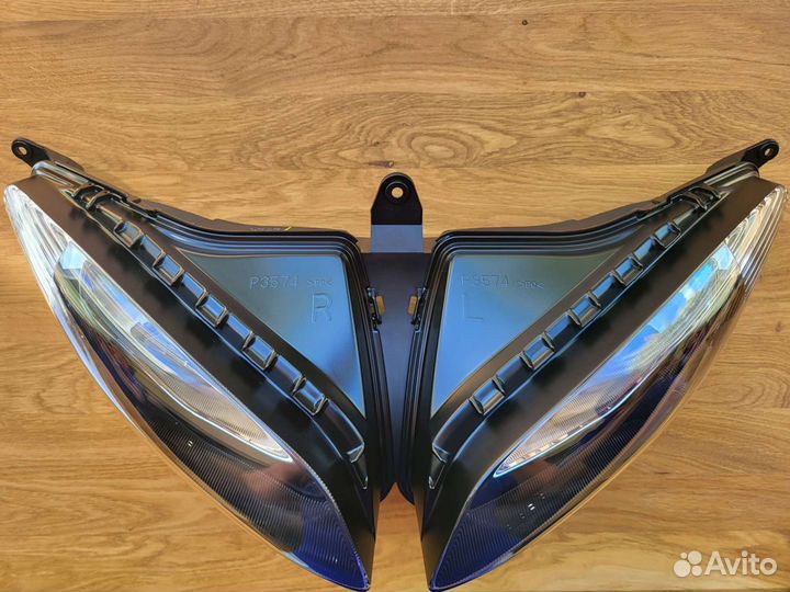 Фара мотоциклов Yamaha FZ6 FZ8 5VX8431000