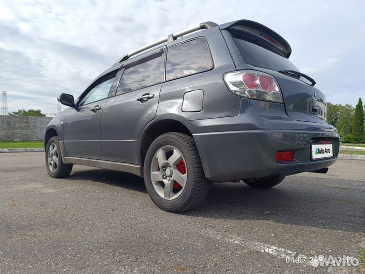 Mitsubishi Outlander 2.4 AT, 2003, 252 701 км