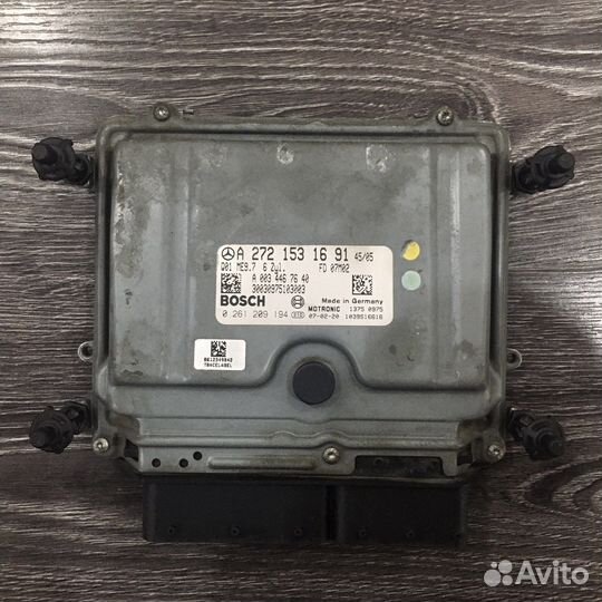 Эбу Блок управления двигателем M272 3.5