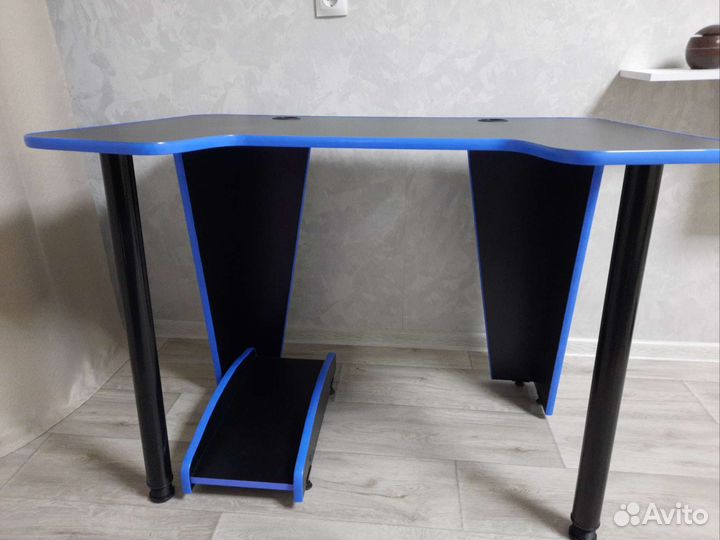 Компьютерный стол бу
