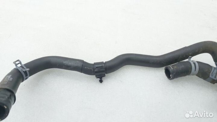 Патрубок системы охлаждения Skoda Karoq NU7