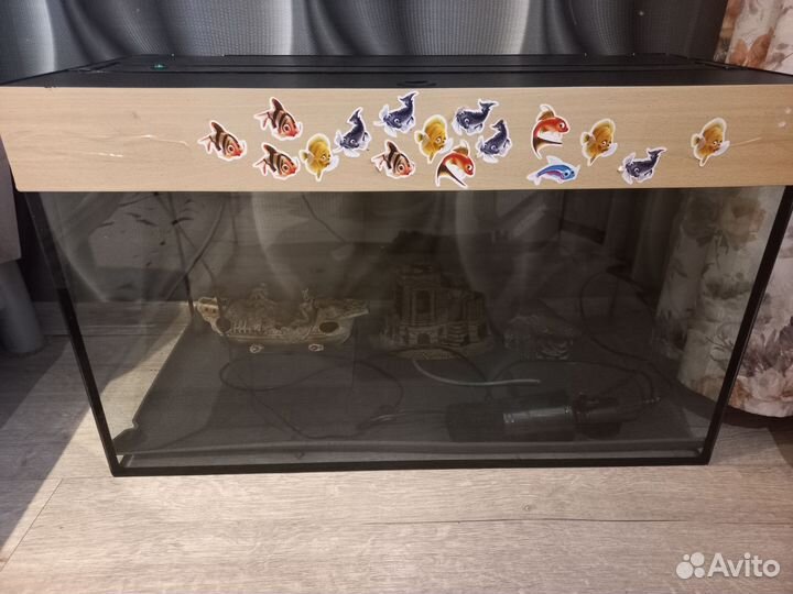 Аквариум с подсветкой и фильтром