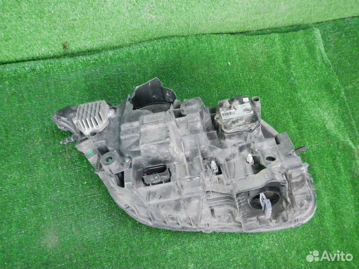 Фара левая Volvo XC90