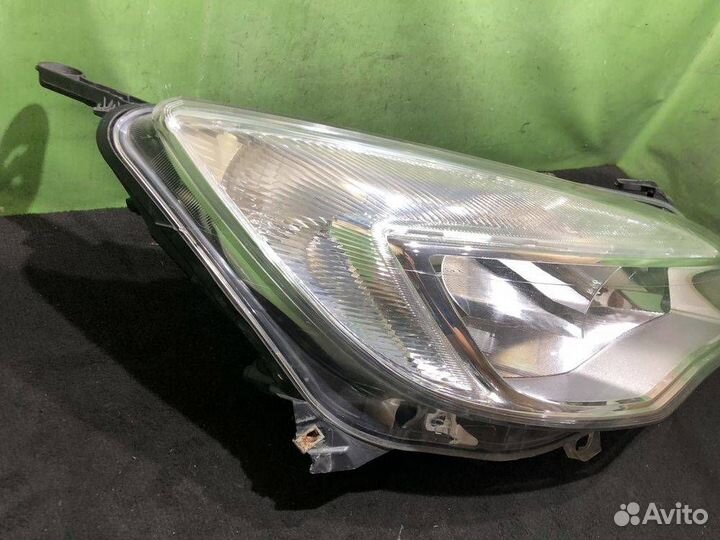 Фара правая галоген Opel Astra J 2009-2012
