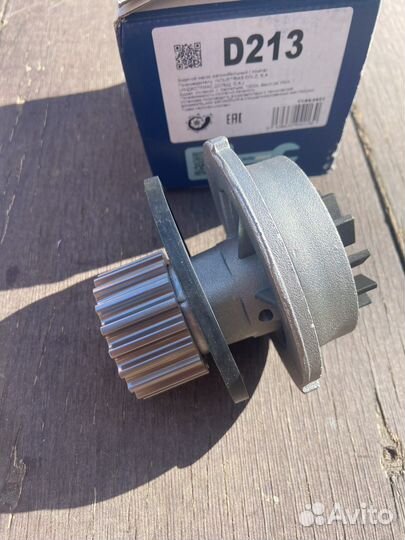 Помпа Daewoo Lanos Nexia 1.5/1.6 16V dohc 93