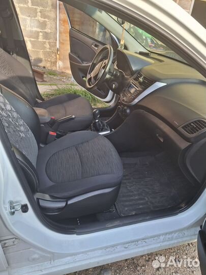 Hyundai Solaris 1.4 МТ, 2016, 268 873 км