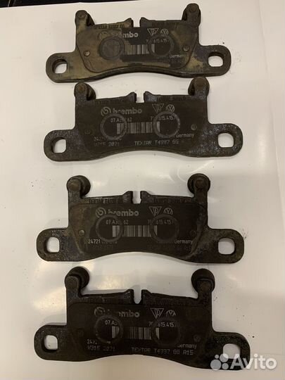 Brembo.Передние и задние тормозные колодки для VW