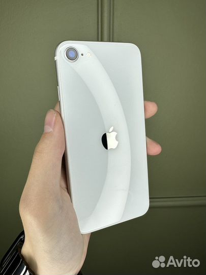iPhone se 2020 128gb Белый