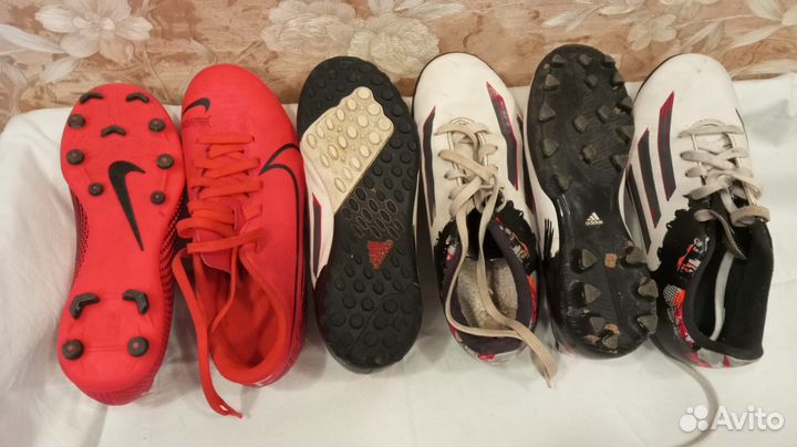 Футбольные бутсы