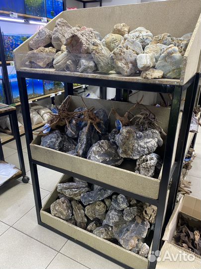 Коряги и камни в аквариум, грунт