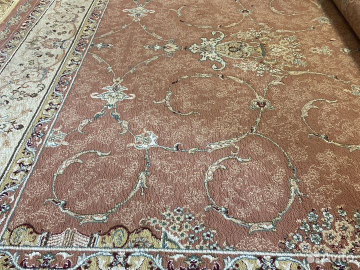 Ковер бу. Размер примерно 2,5/3,5. 8000