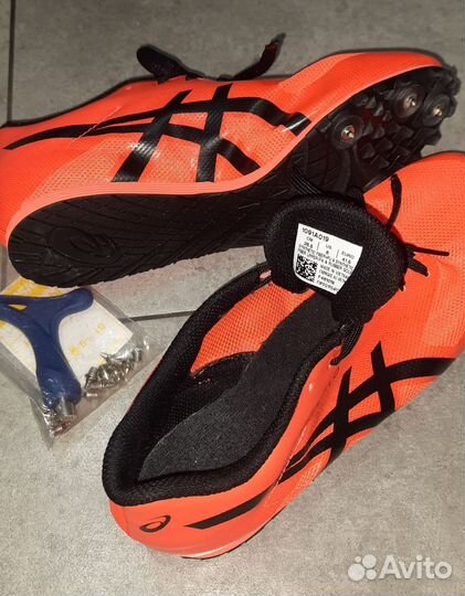 Шиповки asics